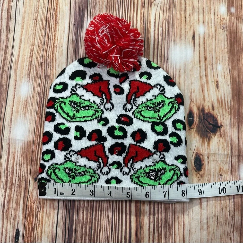 Grinch Light Up Christmas Pom Beanie  White/Green One Size
